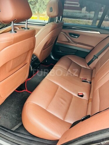 BMW 528 2015, 141,000 km - 2.0 l - Gəncə