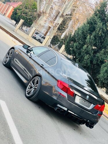 BMW 528 2015, 141,000 km - 2.0 l - Gəncə