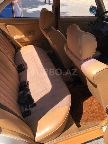 Mercedes E 230 1980, 188,000 km - 2.3 л - Bakı