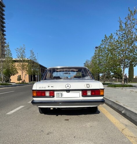 Mercedes E 230 1980, 188,000 km - 2.3 л - Bakı