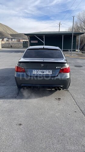 BMW 530 2004, 422,000 km - 3.0 l - Göyçay