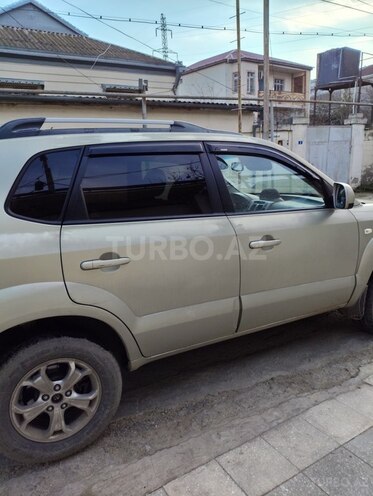 Hyundai Tucson 2009, 285,239 km - 2.0 l - Xızı