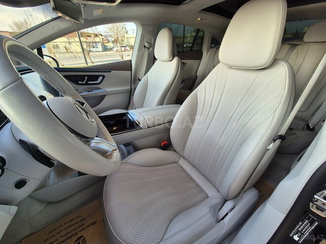Mercedes EQE 350 2022, 23,000 km - 0.1 л - Bakı