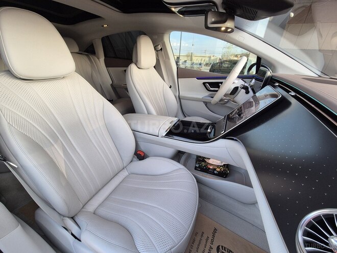 Mercedes EQE 350 2022, 23,000 km - 0.1 л - Bakı