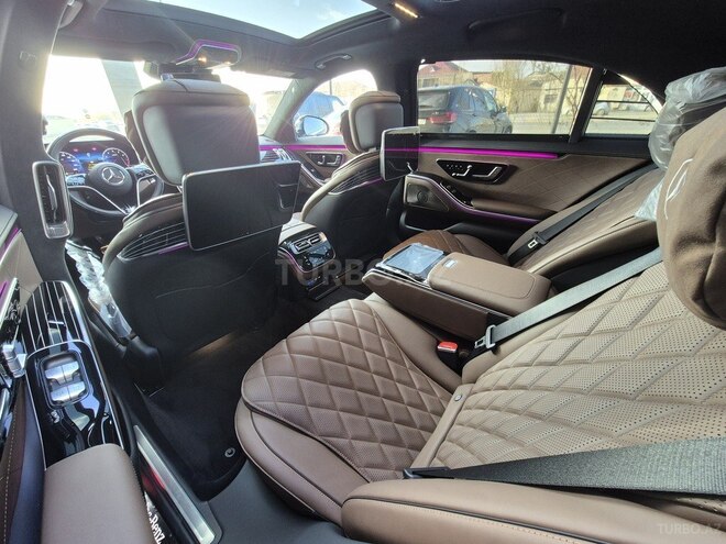 Mercedes S 500 4MATIC-12