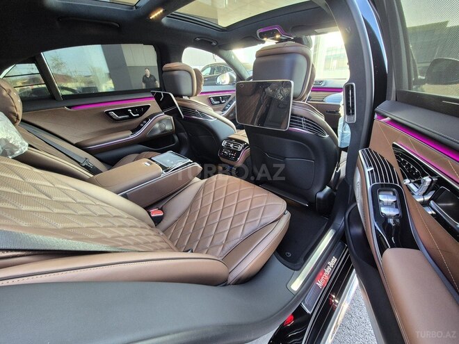 Mercedes S 500 4MATIC-13