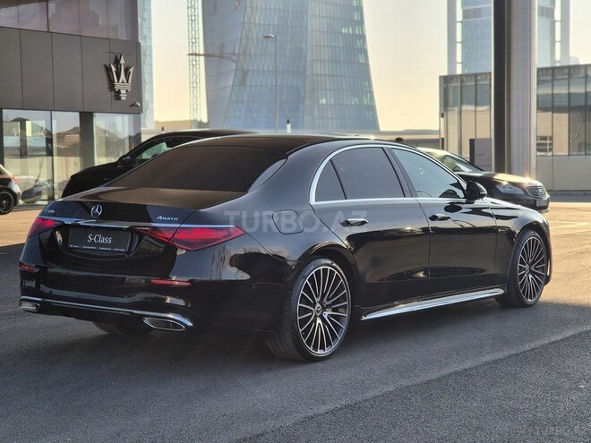 Mercedes S 500 4MATIC-4