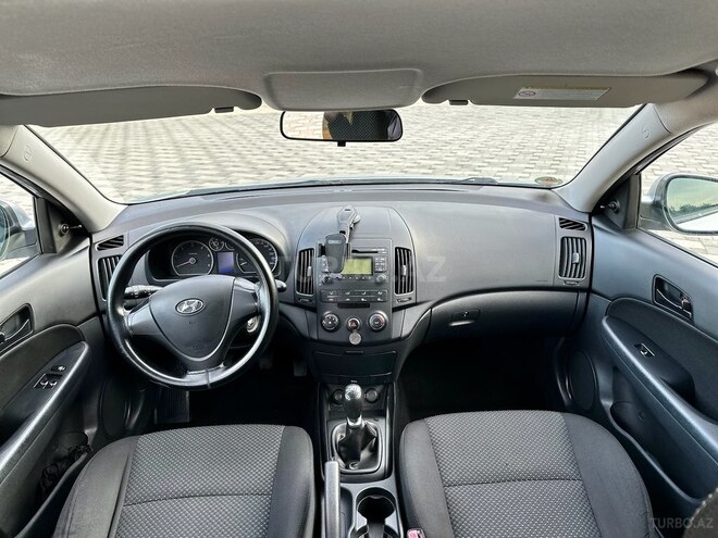 Hyundai i30 2010, 218,000 km - 1.6 l - Bakı