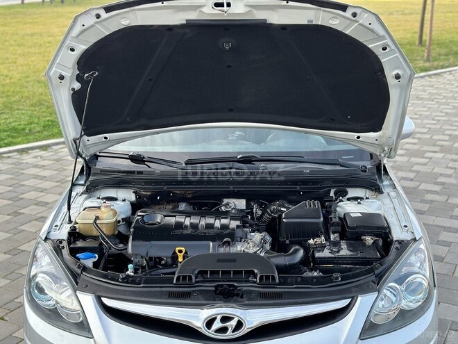 Hyundai i30 2010, 218,000 km - 1.6 l - Bakı
