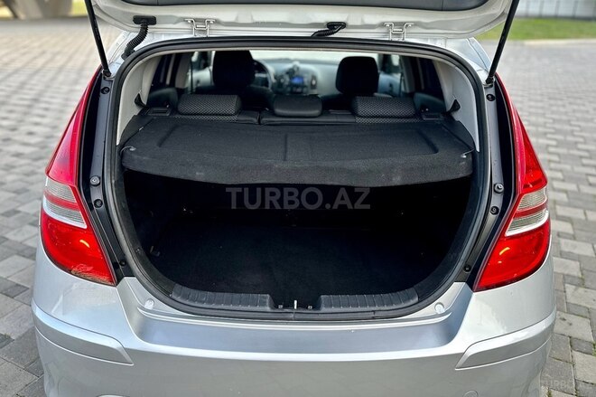 Hyundai i30 2010, 218,000 km - 1.6 l - Bakı