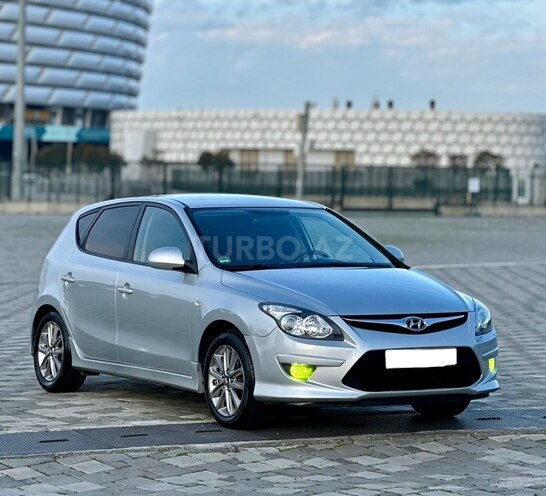 Hyundai i30 2010, 218,000 km - 1.6 l - Bakı
