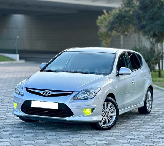 Hyundai i30 2010, 218,000 km - 1.6 l - Bakı
