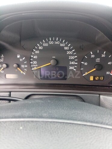 Mercedes E 220 d 2001, 397,000 km - 2.2 л - Bakı