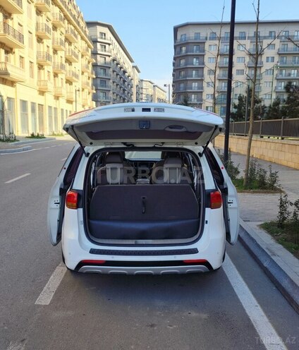 Kia Carnival 2016, 240,000 km - 2.2 l - Bakı
