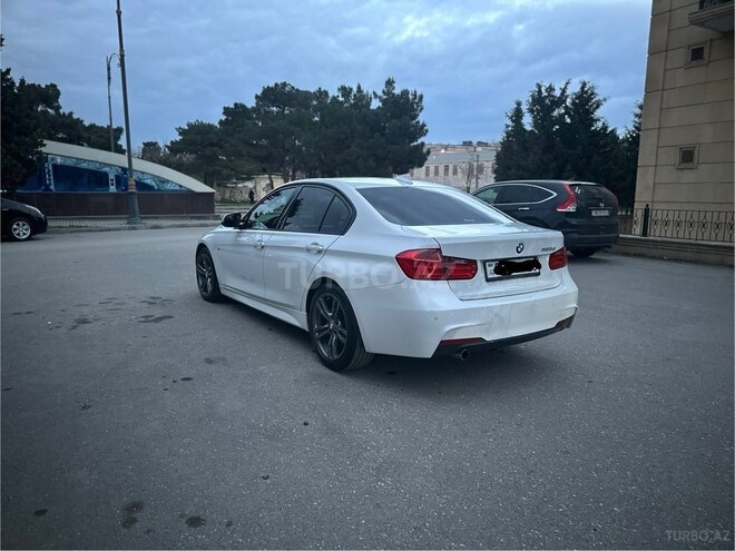 BMW 320-3