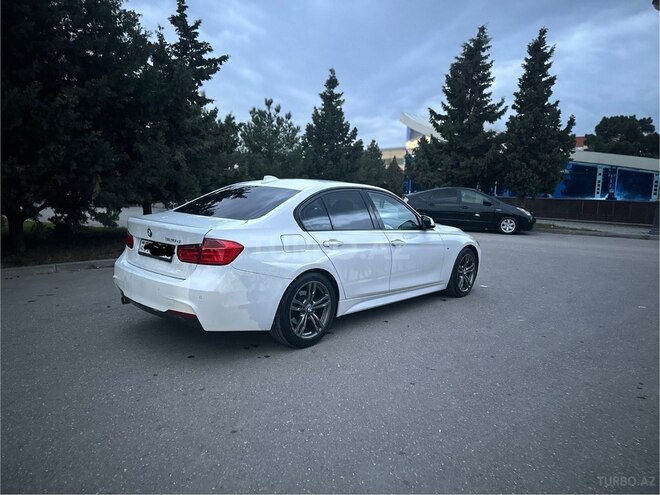 BMW 320-2
