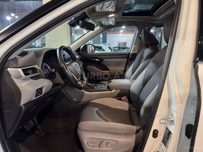Toyota Highlander 2022, 60,200 km - 2.5 l - Bakı
