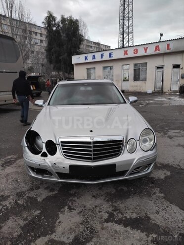 Mercedes E 200 2006, 226,432 km - 2.0 л - Bakı