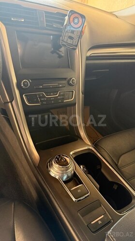 Ford Fusion (North America)-10