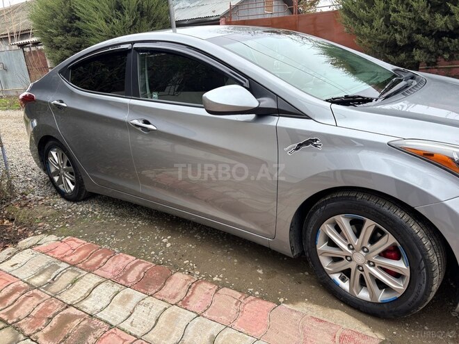Hyundai Elantra 2015, 72,000 km - 1.8 l - Cəlilabad