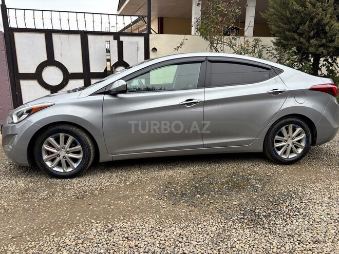 Hyundai Elantra 2015, 72,000 km - 1.8 l - Cəlilabad