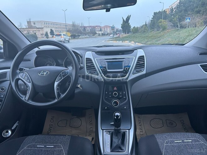 Hyundai Elantra 2015, 115,000 km - 1.8 l - Bakı