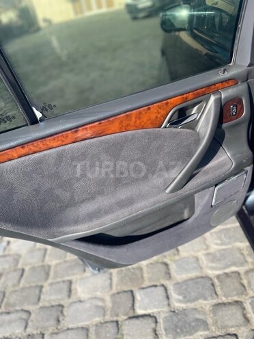 Mercedes E 220 d 2001, 400,000 km - 2.2 l - Bakı