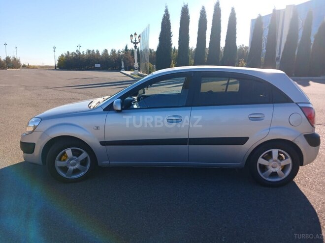 Kia Rio 2006, 300,000 km - 1.5 l - Gəncə