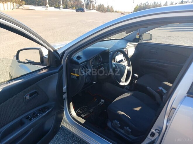 Kia Rio 2006, 300,000 km - 1.5 l - Gəncə