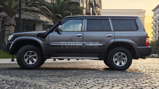 Nissan Patrol 2003, 450,000 km - 3.0 l - Bakı