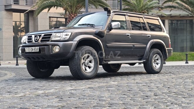 Nissan Patrol 2003, 450,000 km - 3.0 l - Bakı