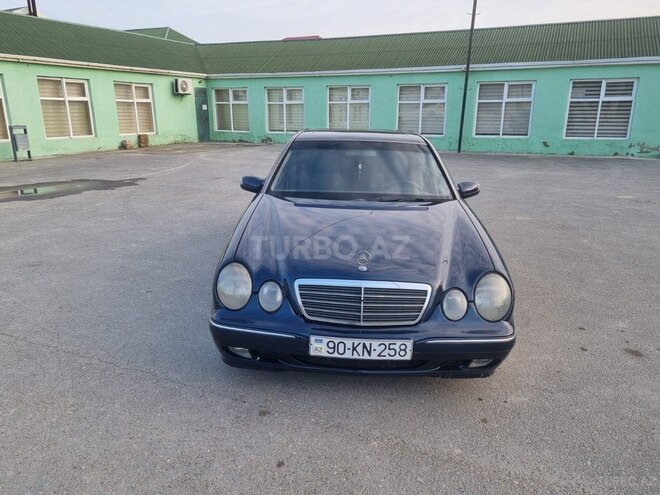Mercedes E 220 d 1999, 445,000 km - 2.2 л - Bakı
