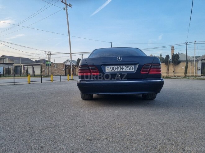 Mercedes E 220 d 1999, 445,000 km - 2.2 л - Bakı