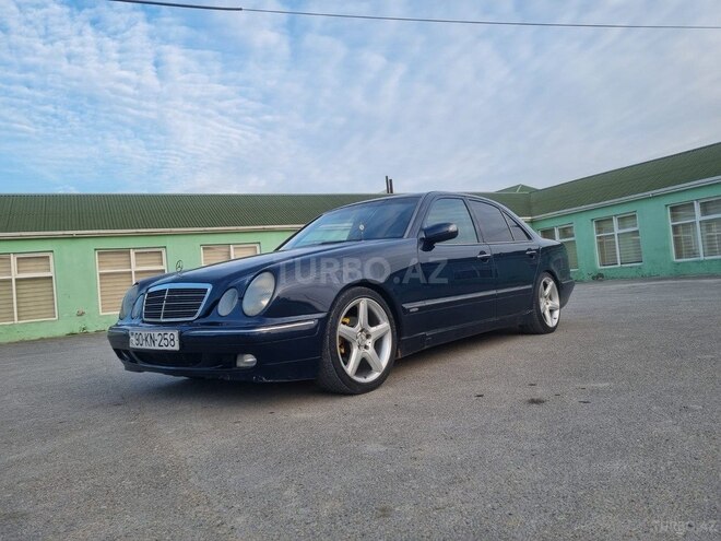 Mercedes E 220 d 1999, 445,000 km - 2.2 л - Bakı