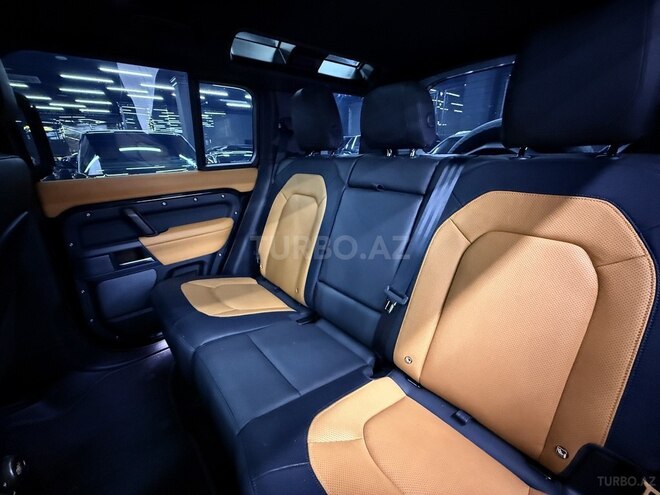 Land Rover Defender 2023, 15,000 km - 3.0 l - Bakı
