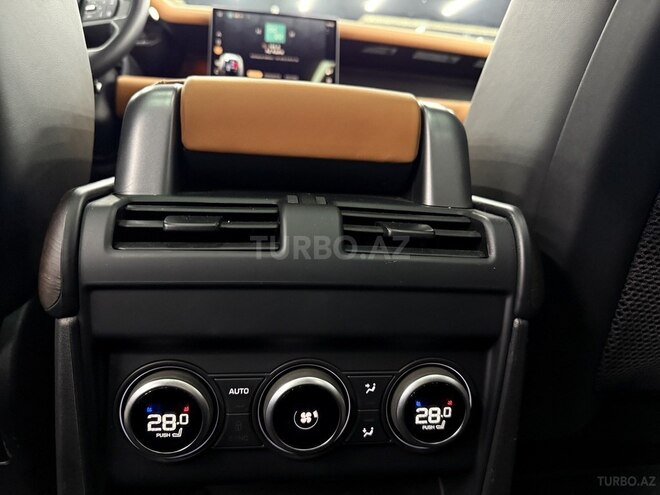 Land Rover Defender 2023, 15,000 km - 3.0 l - Bakı
