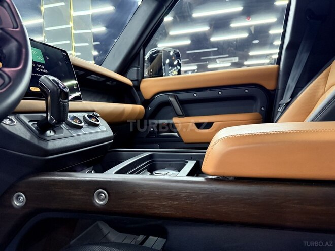 Land Rover Defender 2023, 15,000 km - 3.0 l - Bakı