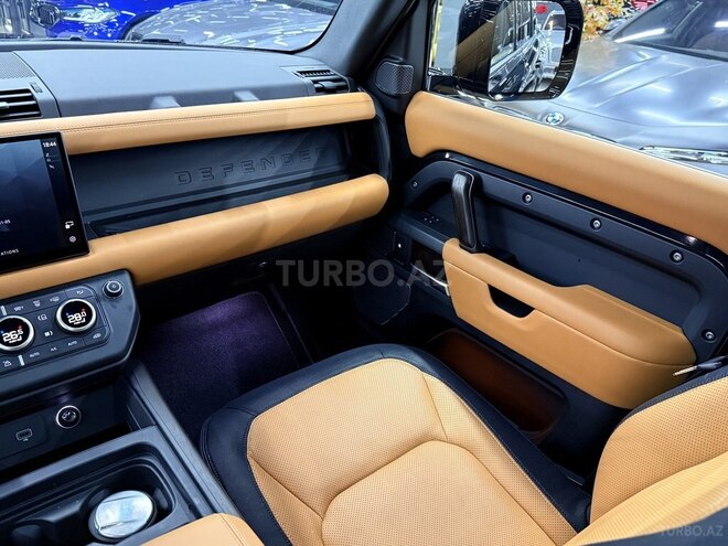 Land Rover Defender 2023, 15,000 km - 3.0 l - Bakı