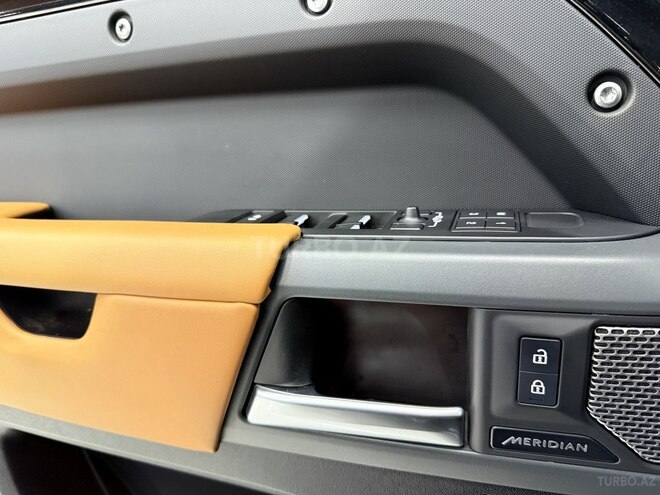 Land Rover Defender 2023, 15,000 km - 3.0 l - Bakı