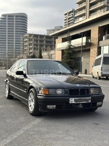 BMW 318 1995, 300,000 km - 1.8 l - Bakı