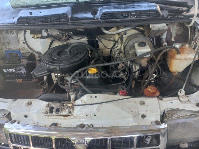 GAZ Sobol 2000, 167,000 km - 2.3 l - Göyçay