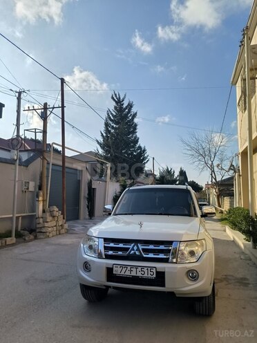 Mitsubishi Pajero 2012, 200,000 km - 3.5 l - Bakı