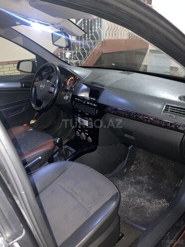 Opel Astra 2008, 257,000 km - 1.6 l - Şəki