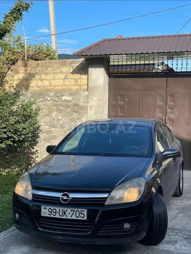 Opel Astra 2008, 257,000 km - 1.6 l - Şəki