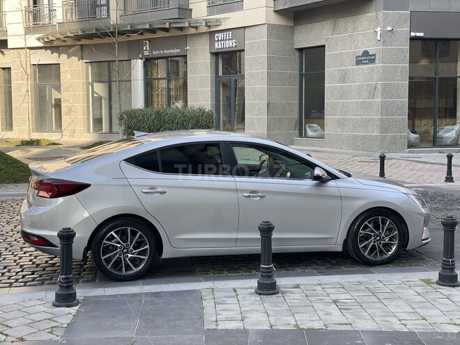 Hyundai Elantra 2019, 136,794 km - 2.0 л - Bakı