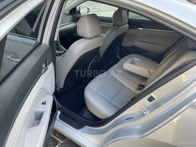 Hyundai Elantra 2019, 136,794 km - 2.0 л - Bakı