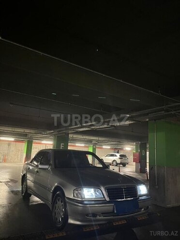 Mercedes C 180 1999, 350,000 km - 1.8 л - Bakı