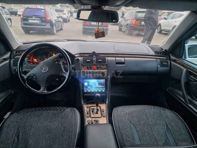 Mercedes E 220 d 2001, 663,557 km - 2.2 л - Bakı