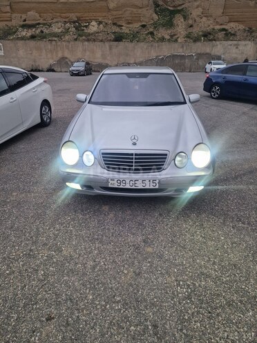 Mercedes E 220 d 2001, 663,557 km - 2.2 л - Bakı
