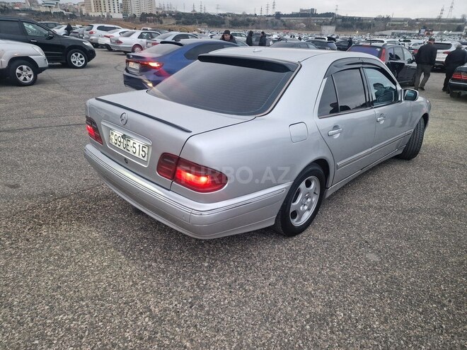 Mercedes E 220 d 2001, 663,557 km - 2.2 л - Bakı